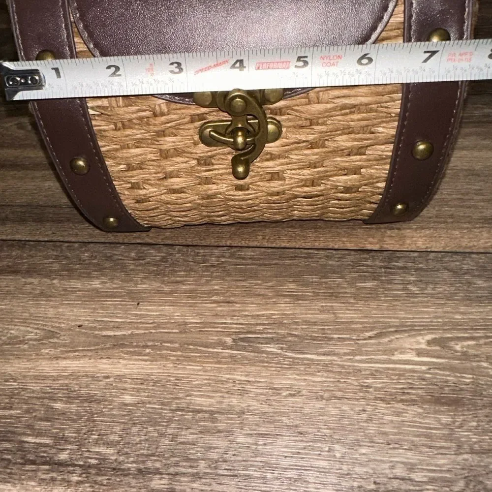 Womens Straw Handbag Shoulder Bag for Beach Travel and Everyday Use Dark Brown